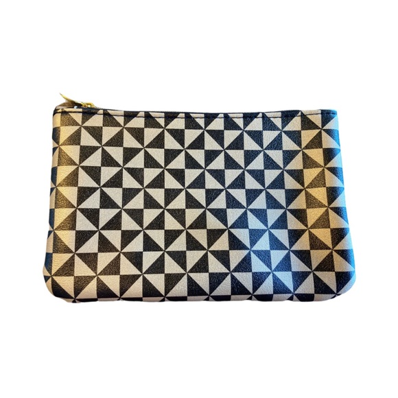 ▪️ 5/$25 Ipsy Glam Bag Black Friday Holiday Gold/Black -      5 x 7” NEW - Picture 1 of 1